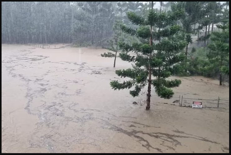 Queensland's Severe Weather Crisis: New Funding Announced Amidst Lightning Strikes and Storm Damage