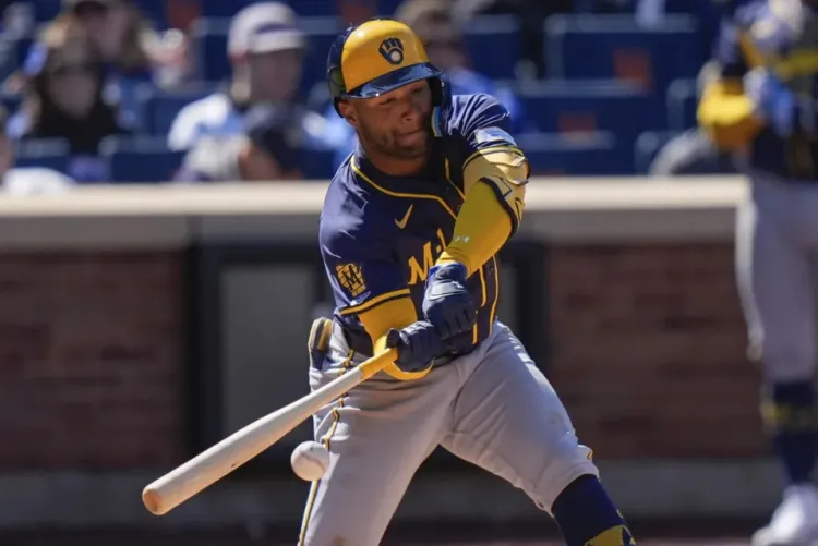 Tension Flares in Mets-Brewers Game After Controversial Slide